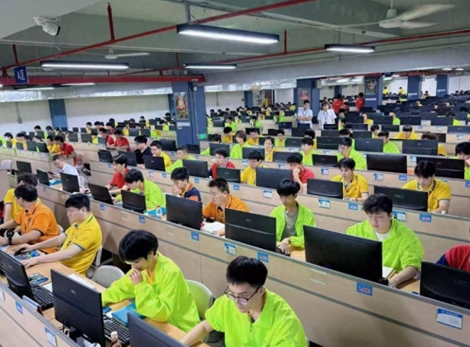 扎根模具之都，踏实精进学艺——青华模具学员学习日常纪实