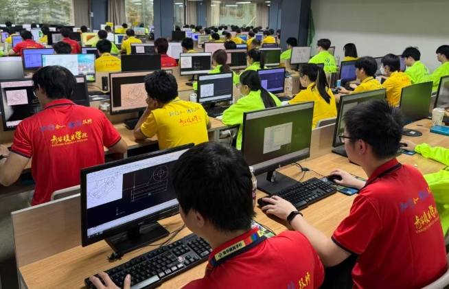 深耕模具产业热土，青华模具助力东莞制造转型升级