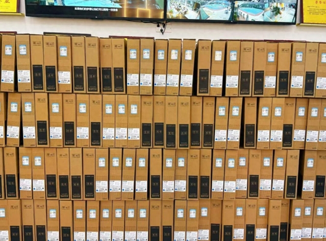 硬件升级！200台全新高配电脑到位，用心护航每一位学子深耕求学