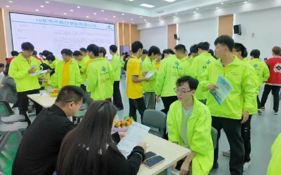 普通人学什么技术好就业？
