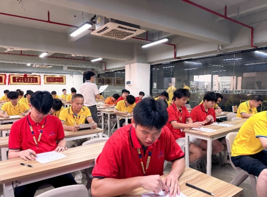从零基础到月薪两万：沉下心打磨技术，普通人也能攒足职场底气