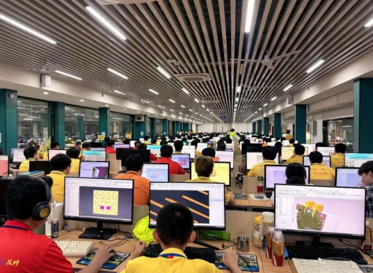走出自我设限的困局，技术赛道接纳每一位追梦青年