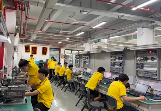 学有所成，薪资可期｜恭喜张同学同学上岗即高薪，稳踏职业新征程