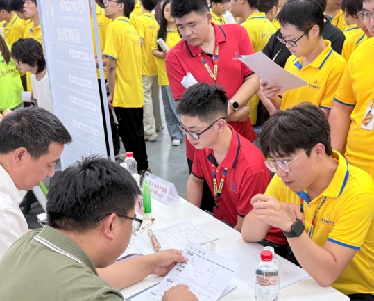 以技赋能，圆梦职场！青华模具8月招聘会助力学员高质量就业