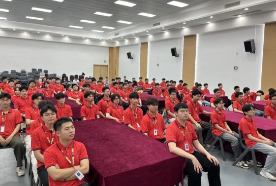 大学毕业后感到迷茫，并不可怕，可怕的是一直没有方向